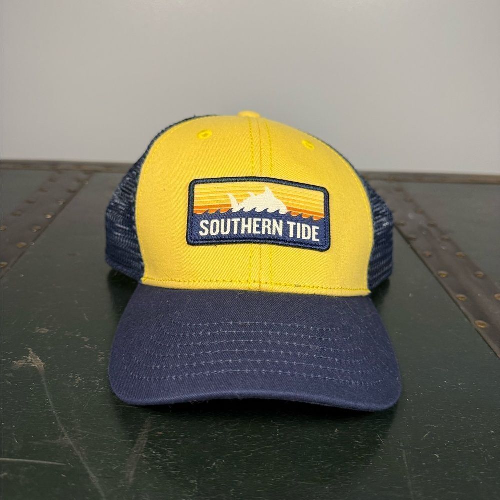Southern Tide Hat CapโSnap Back Yellow & Blue Mesh Back Outdoor Fishing Truckers
